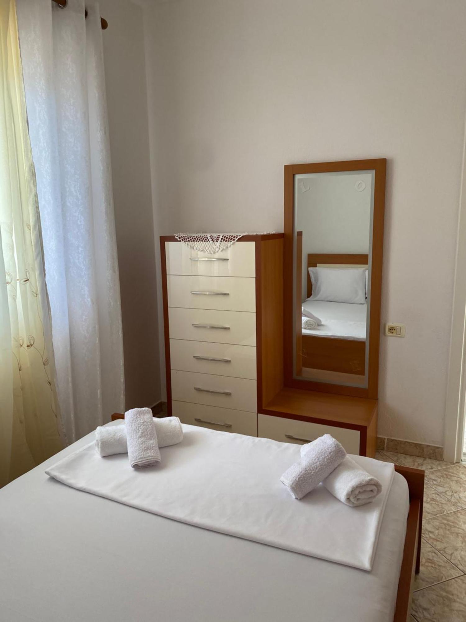 Apartaments Rraku Saranda Kültér fotó