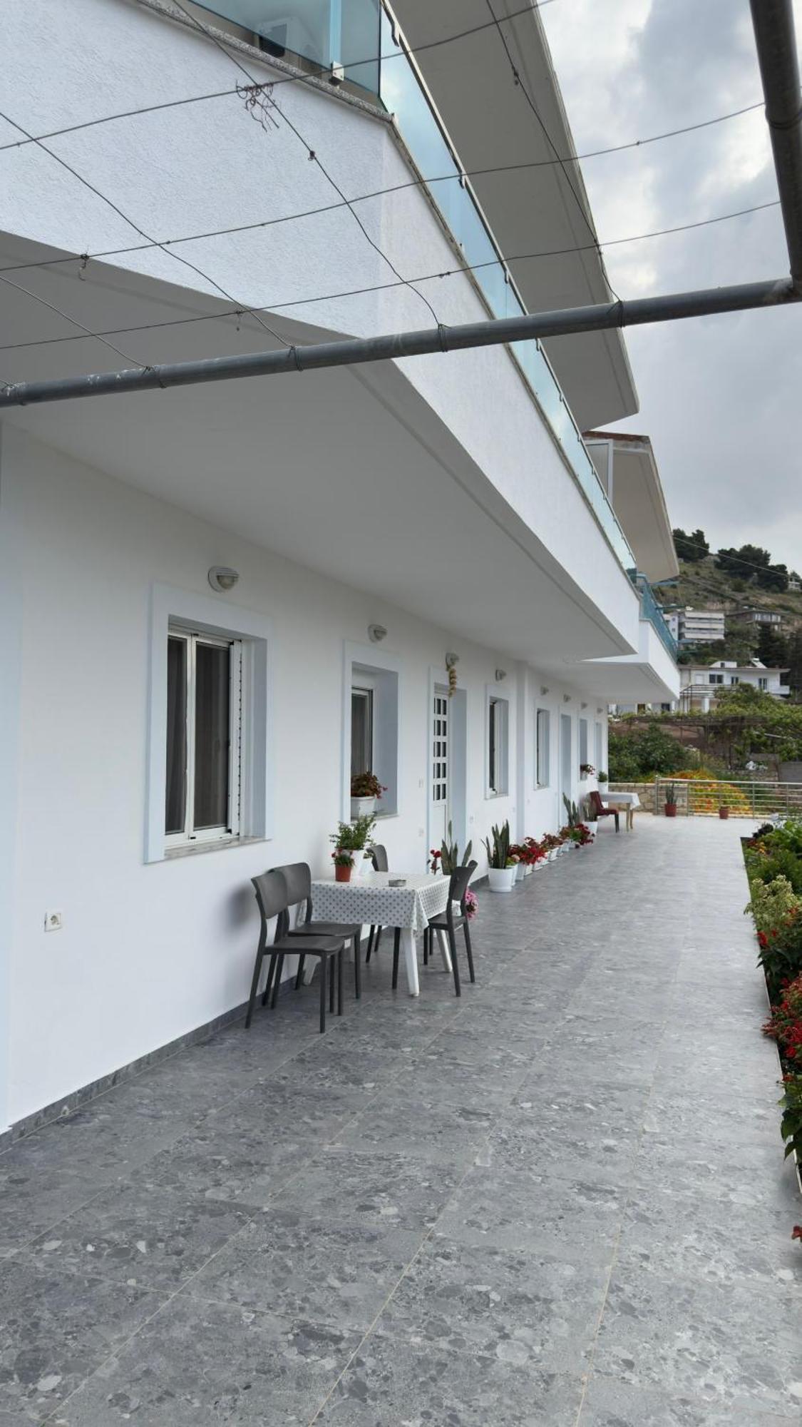 Apartaments Rraku Saranda Kültér fotó