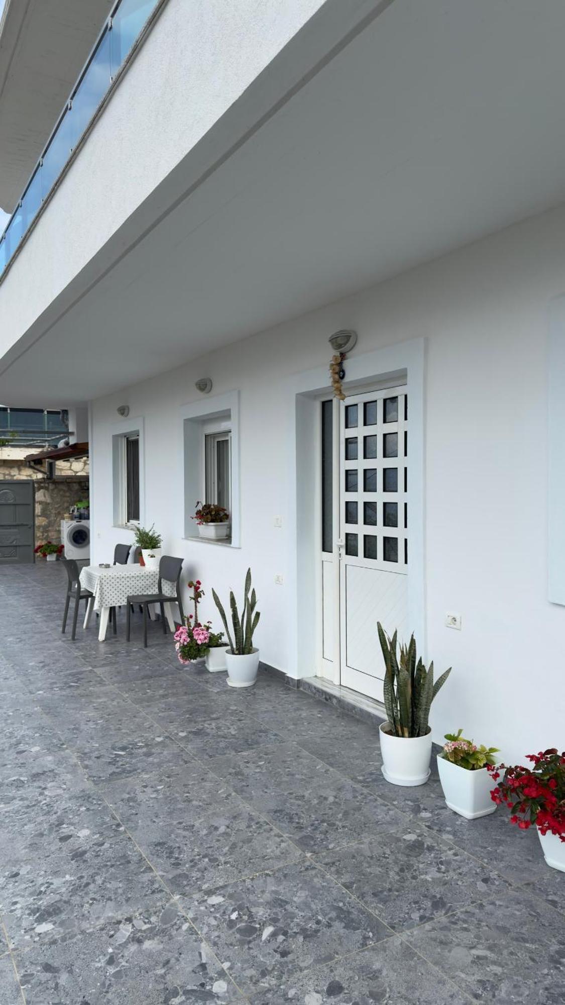 Apartaments Rraku Saranda Kültér fotó